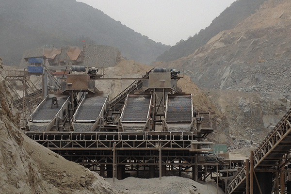 福建闽侯时产800吨凝灰岩破碎筛分生产线